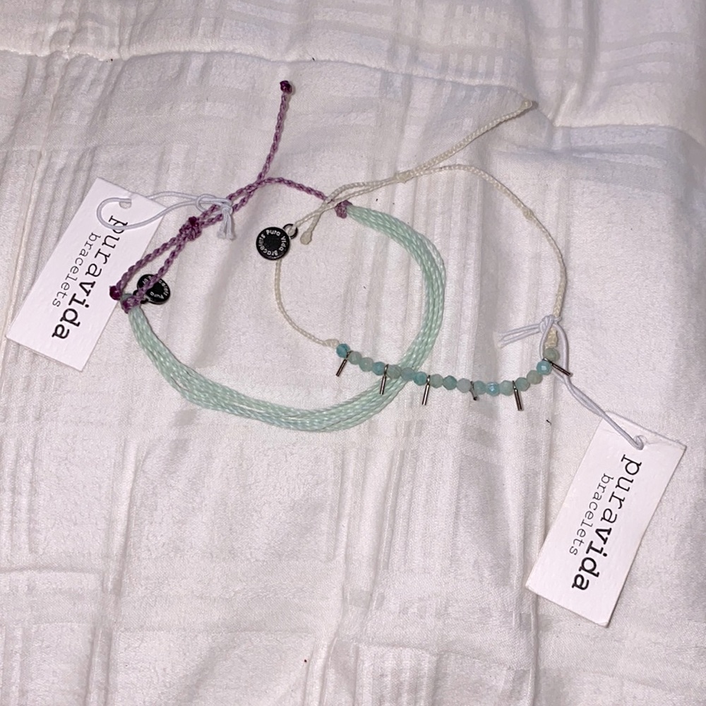 PURA VIDA bracelets